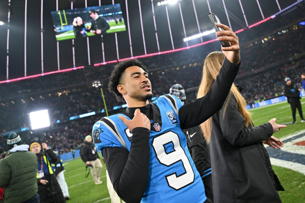 Giants Panthers Football