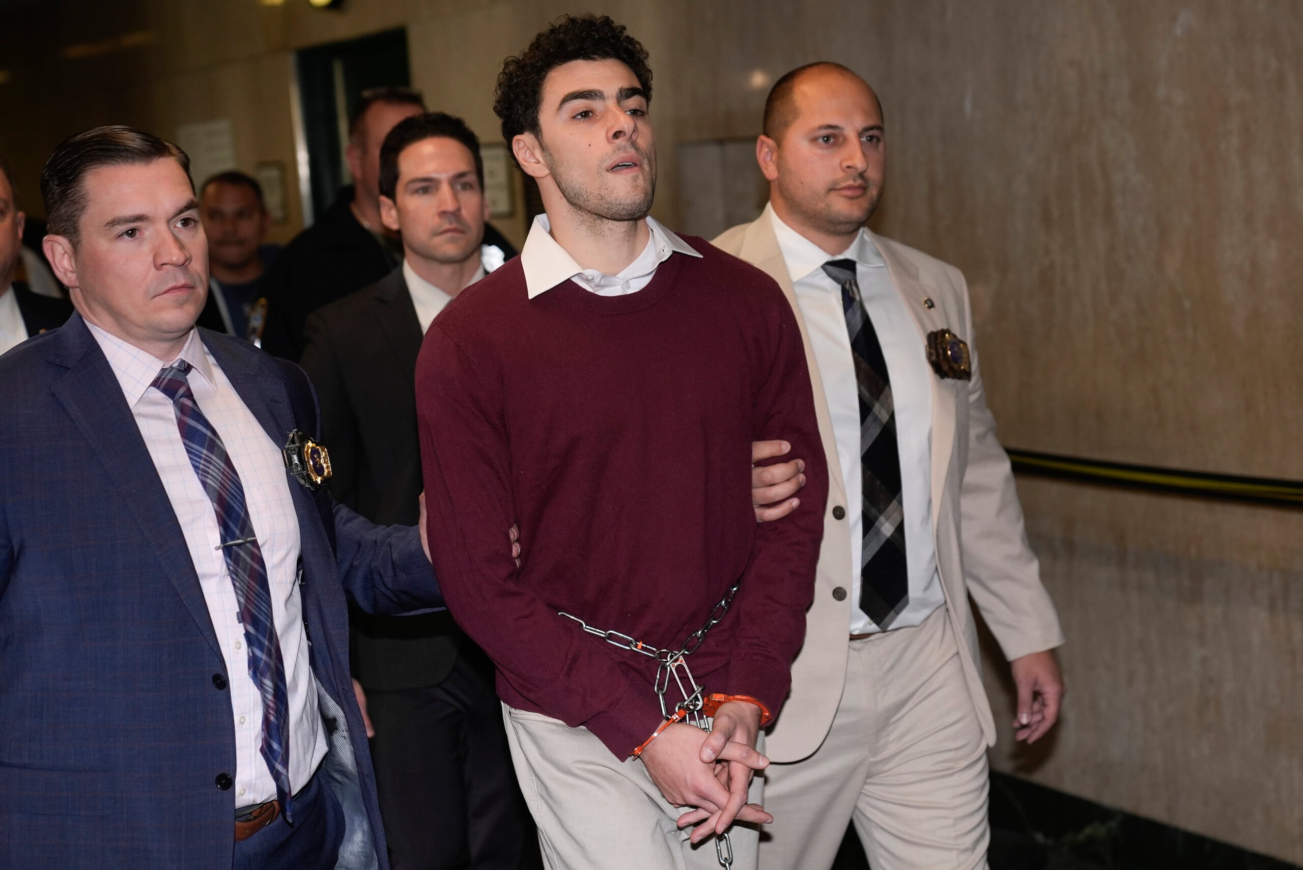Prosecutors directed to seek death penalty against UnitedHealthcare CEO ...