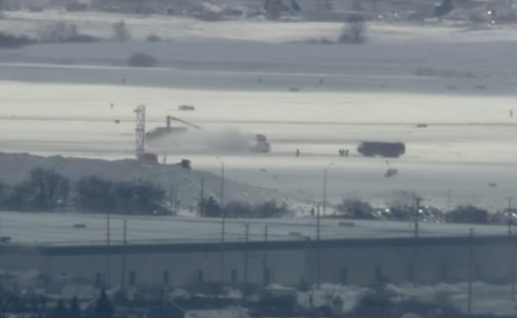 Delta plane flips upside down during landing at Toronto Airport.