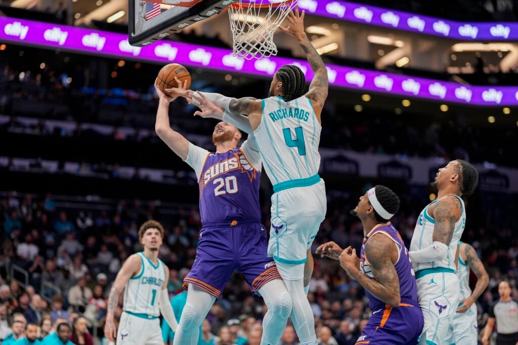 Suns Hornets Basketball
