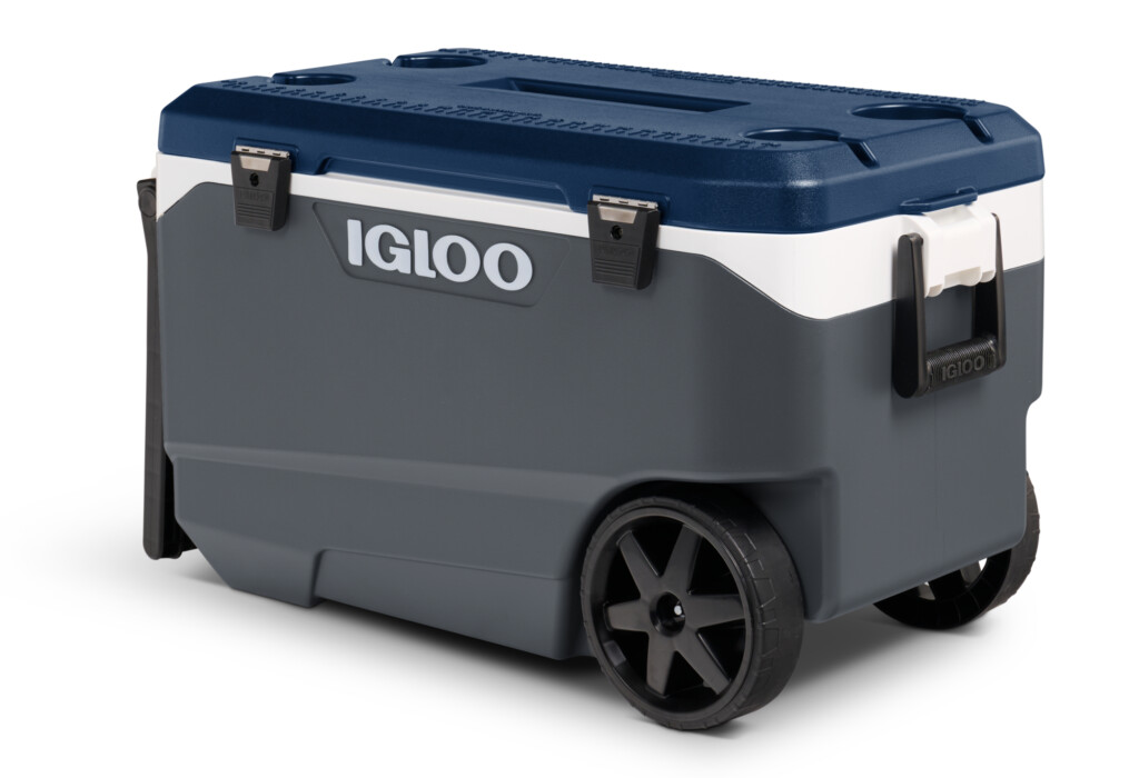Igloo is recalling its 90 Qt. Flip & Tow Rolling Coolers over handle hazard concerns.