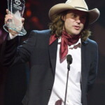 Corb Lund