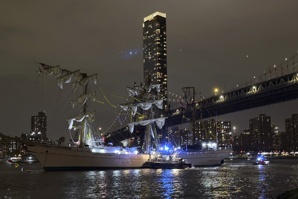 Brooklyn Bridge Collision