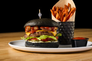 04 Wagyu Burger B