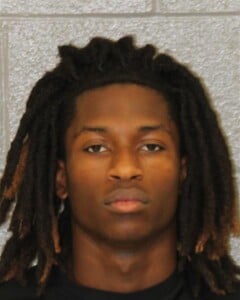 Teveon Smith Passenger Flee Acc Injdeath Felony Aid And Abet Resisting Public Officer