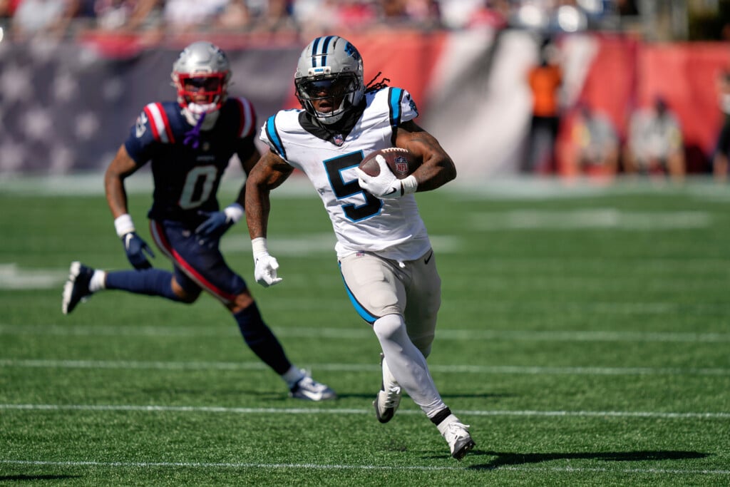 Panthers Patriots Football
