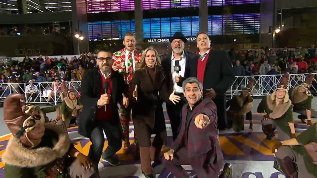 Thanksgiving Eve Parade 2025 Open