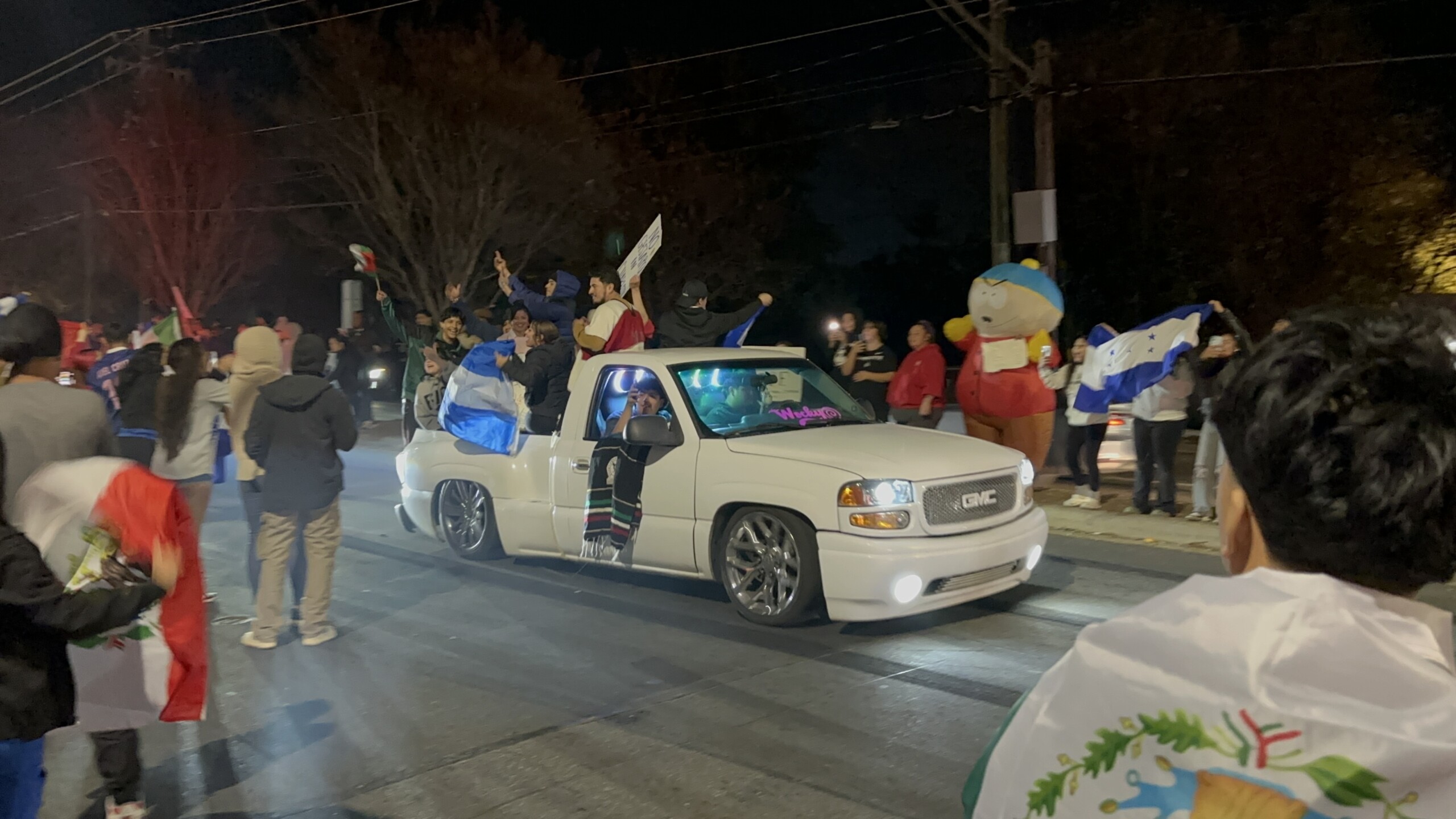 CBP Protest Central Ave Charlotte IMG_5462 - WCCB Charlotte