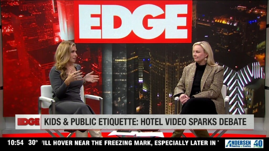 Internet Divided Over Hotel Hallway Etiquette