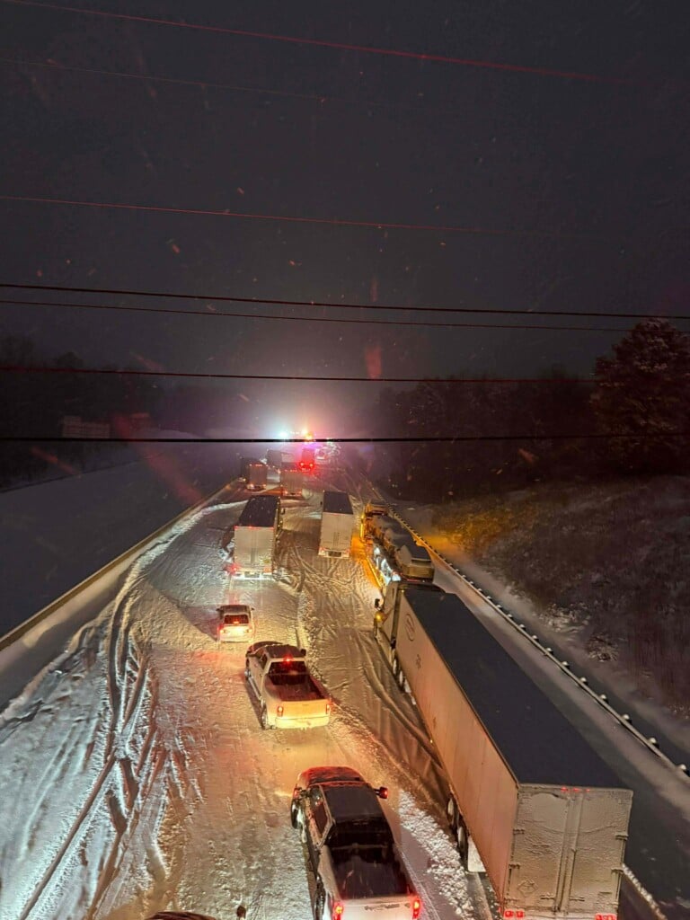 100+ Drivers stuck on 85N near Kannapolis : Credit Kannapolis FD