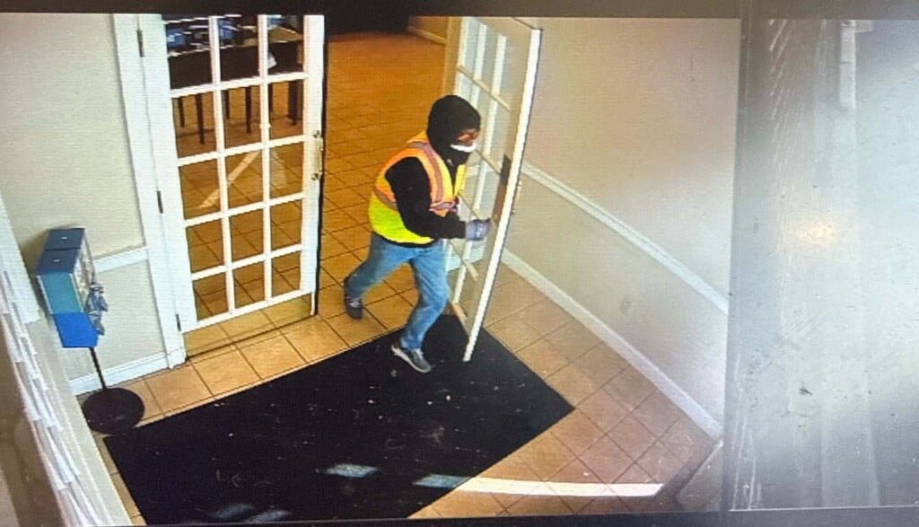 Bank Robbery Picture 1