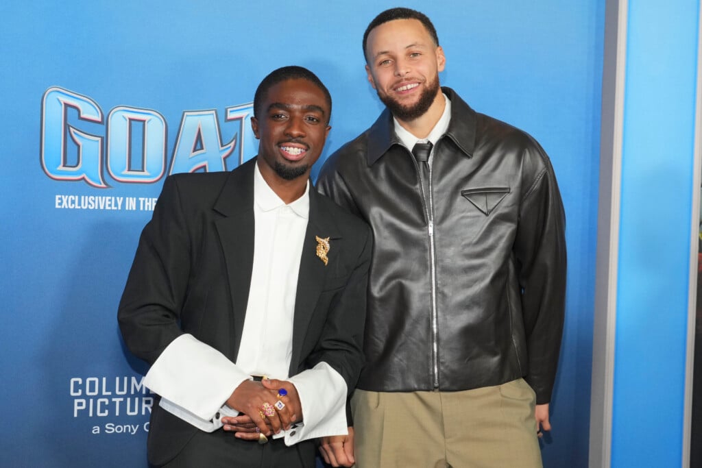 Caleb Mclaughlin, Stephen Curry