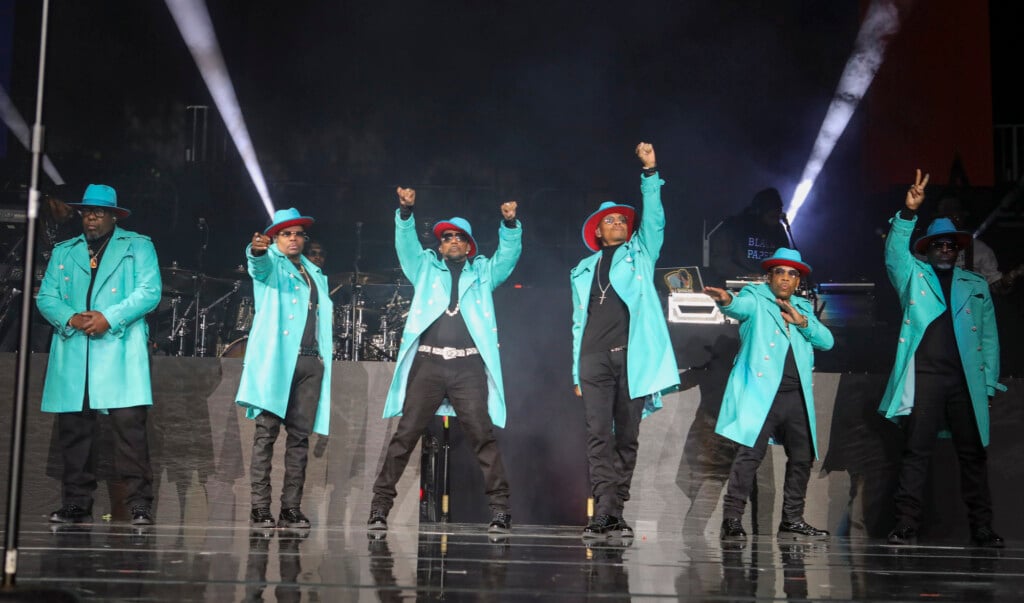 Bobby Brown, Ralph Tresvant, Ronnie Devoe, Johnny Gill, Michael Bivins, Ricky Bell