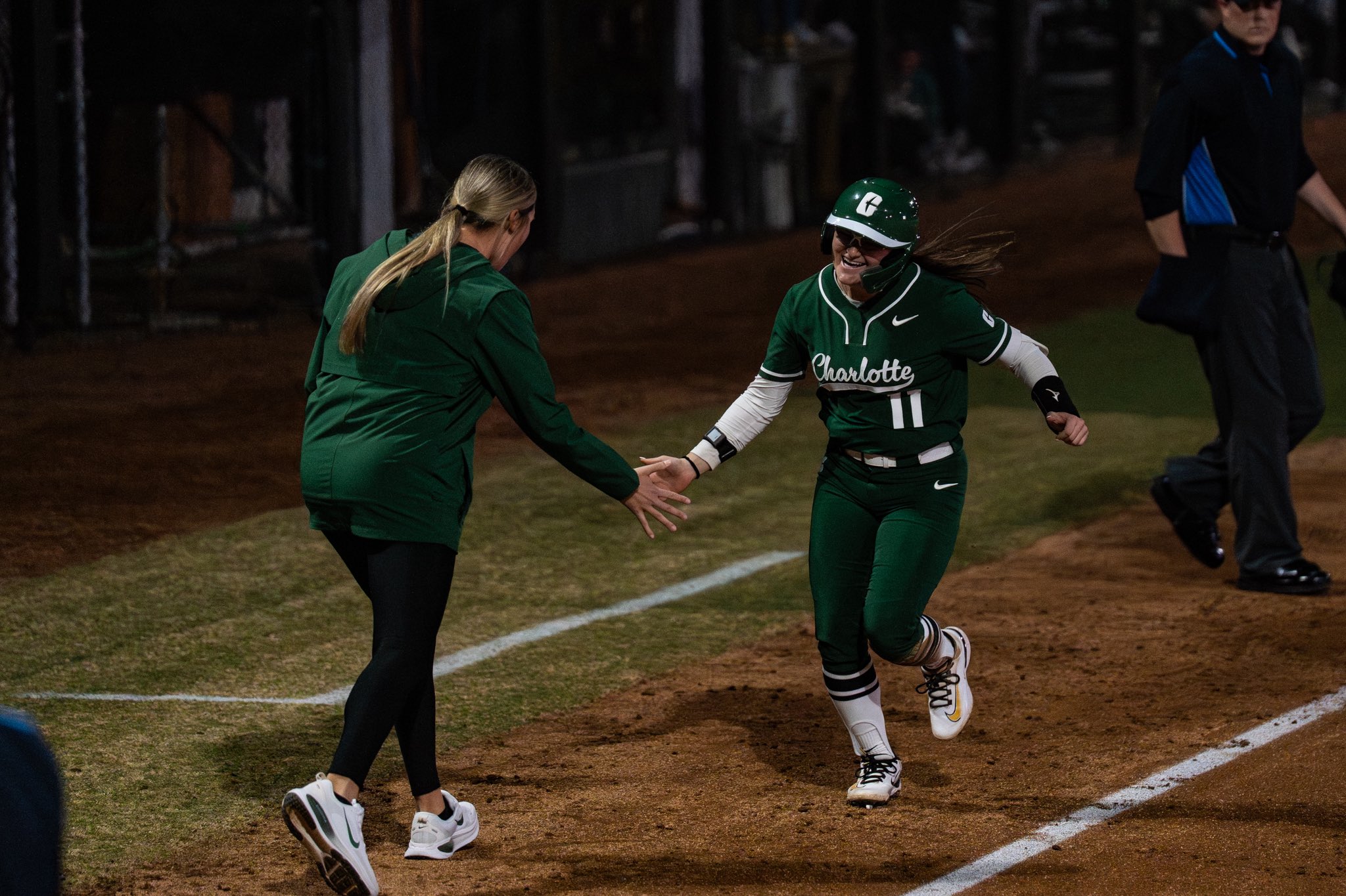 Charlotte 49ers vs Florida Atlantic (Softball) - WCCB Charlotte