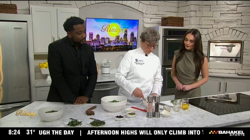 Tasty Tuesday: Kale Salad With Maple Lemon Vinaigrette