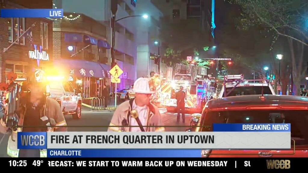 Fire At French Quarter In Uptown