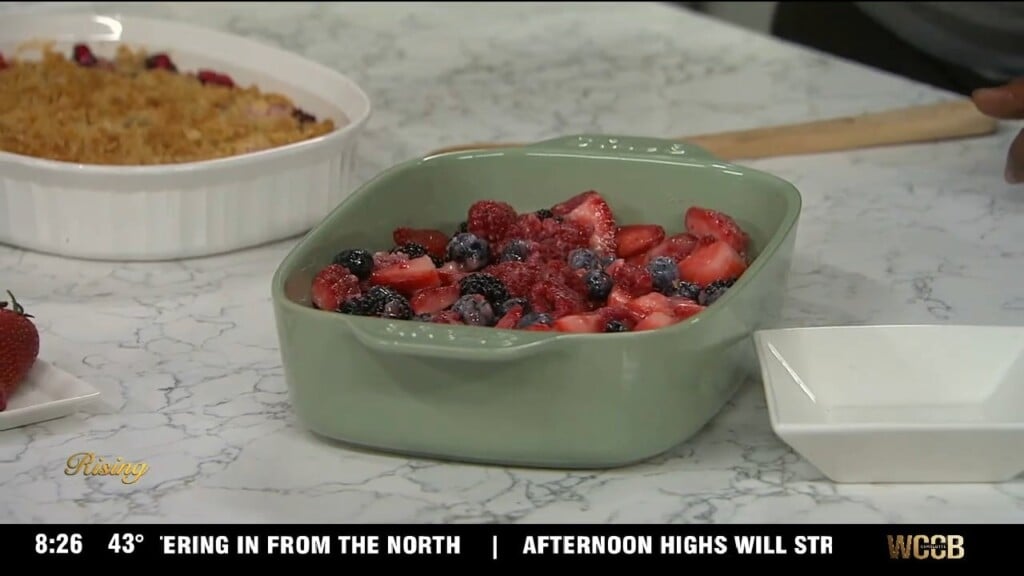 Tasty Tuesday: Spring Berry Crisp