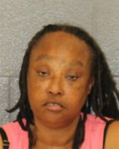 Kimshon Bennett Habitual Larceny Fleeelude Arrest Wmv Hitrun Leave Scene Prop Damage Reckless Driving To Endanger Misdmeanor Conspiracy