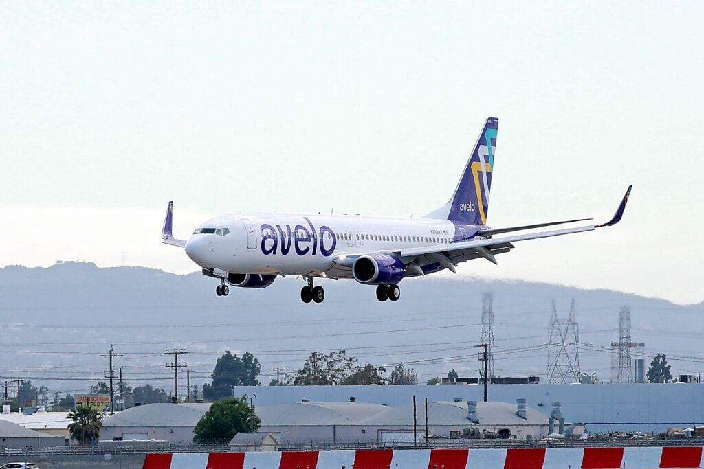 Avelo Landing Bur 1024x683