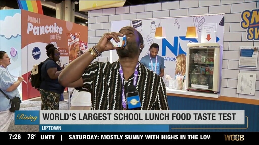World"s Largest School Lunch Taste Test