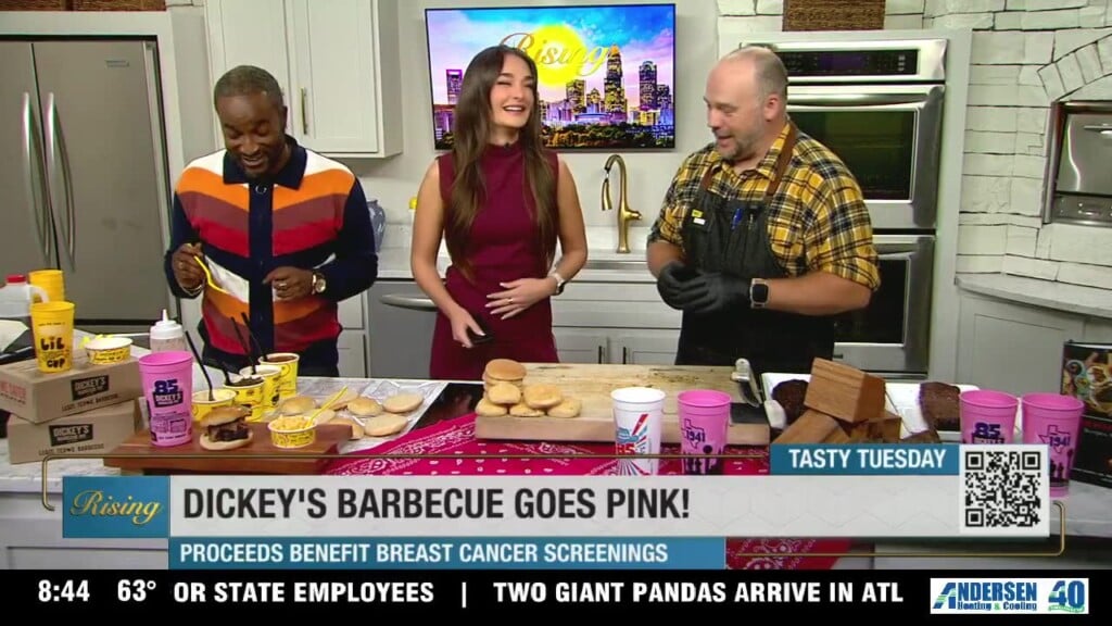 Dickey's Bbq Goes Pink