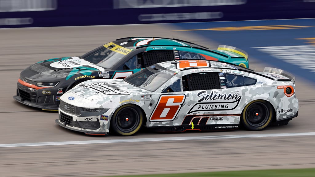 Nascar Kansas Auto Racing