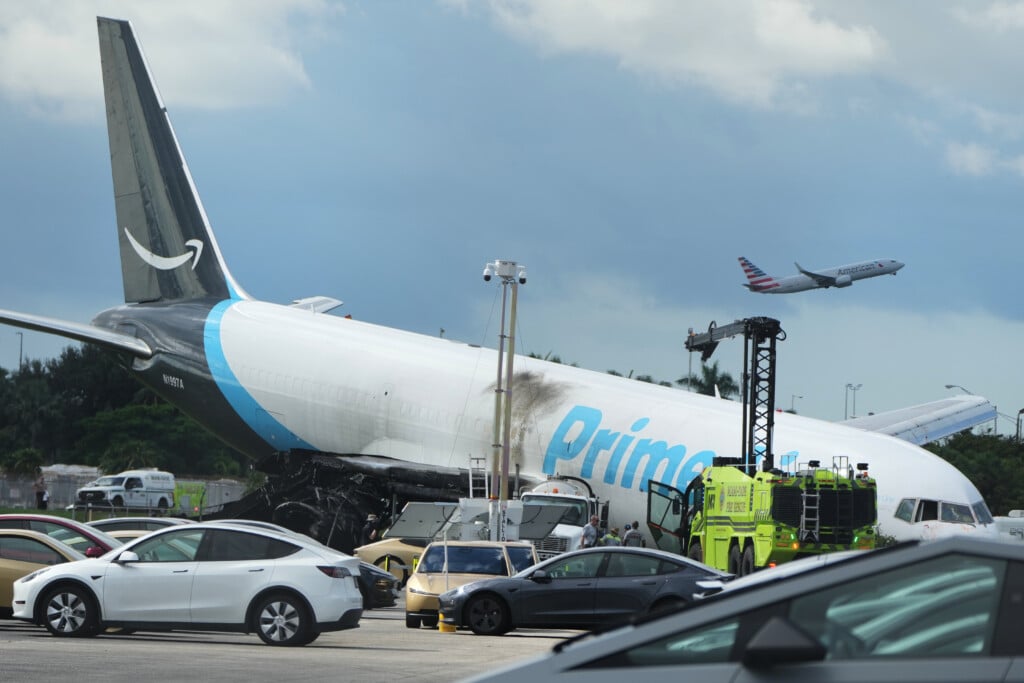 Amazon Plane Overruns Runway