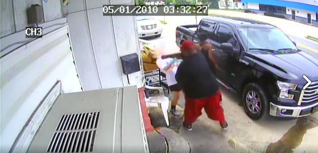 attack-chicken.jpg 