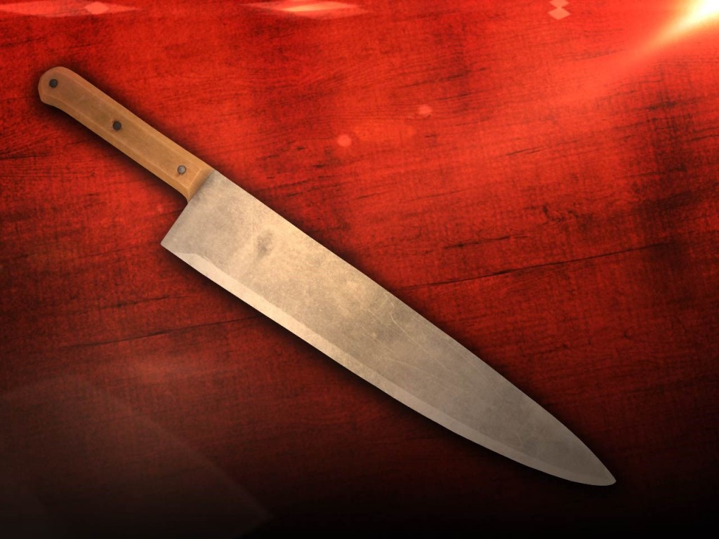 girl brings knife to school because of Clown Threats