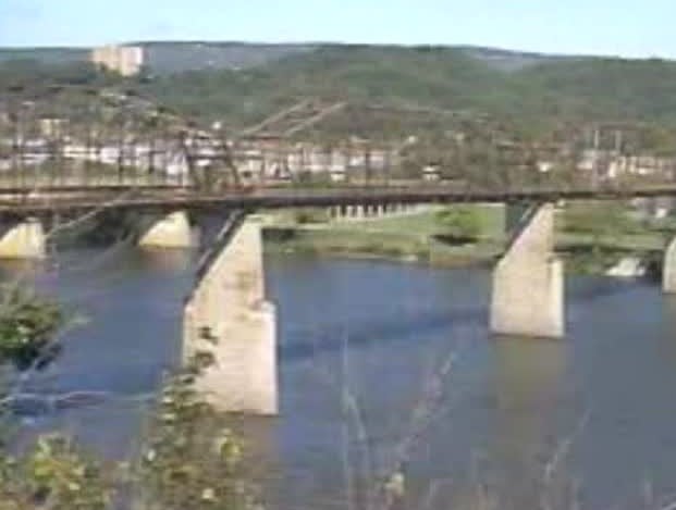 from 1991 video of Walnut St. Bridge