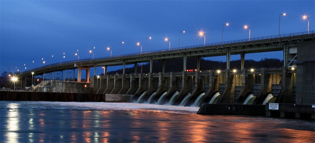 Chickamauga Dam with open locks. Photo taken by Joshua Isham of Red Bank