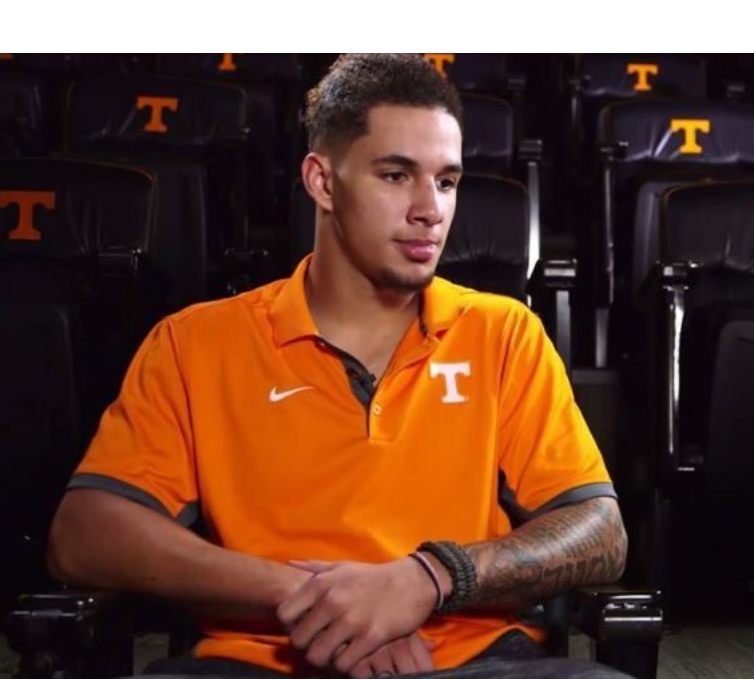 Vols' running back Jalen Hurd plans to transfer