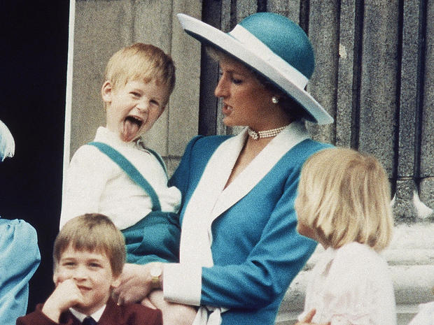 harry-diana-ap-8806111426.jpg 