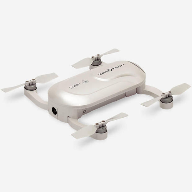 dobby-pocket-drone-1539126488-pkuzyd.jpg