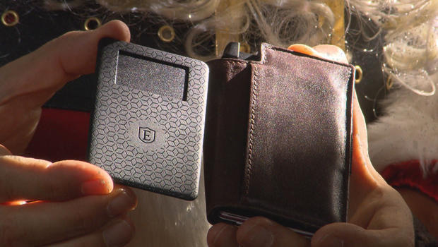 ekster-parliament-wallet-with-tracker-620.jpg 