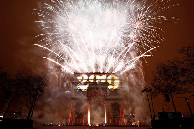 paris-new-years-2018-12-31t233021z.jpg 