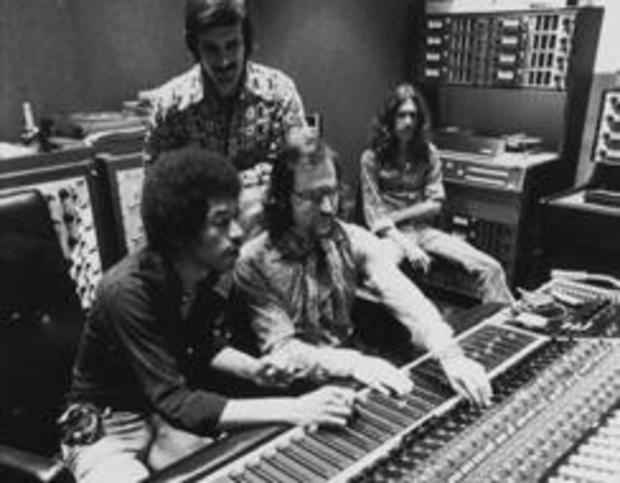 jimi-hendrix-at-electric-lady-244.jpg 