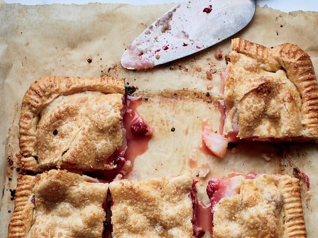 food-and-wine-pear-and-cranberry-slab-pie-promo.jpg 