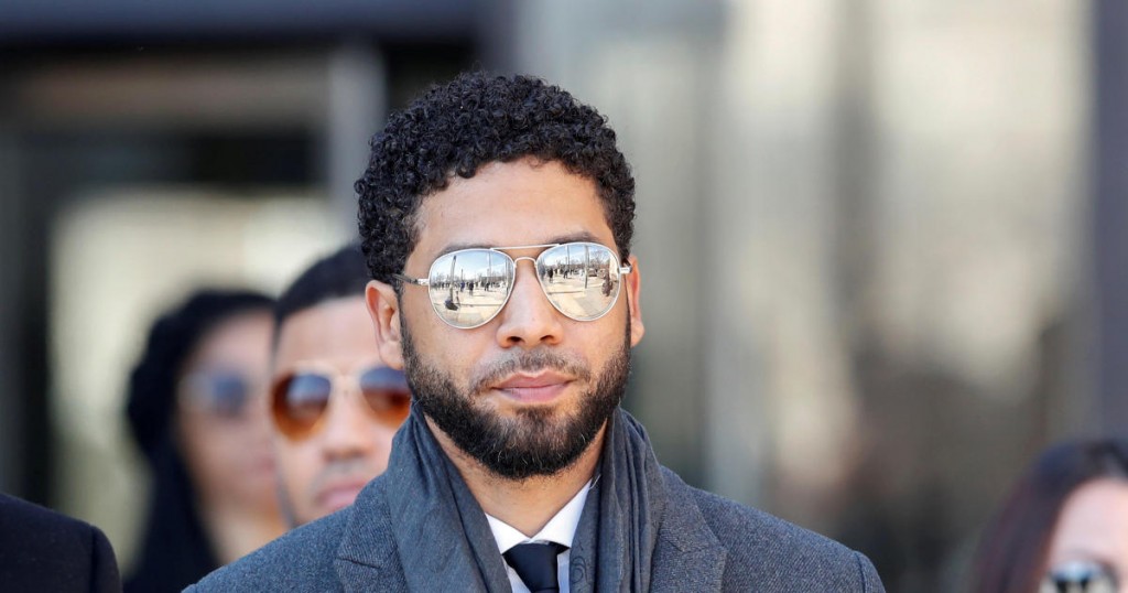 Actor Jussie Smollett leaves the Leighton Criminal Court Building after attending a hearing on whether cameras will be allowed in future proceedings of his trial on felony charges