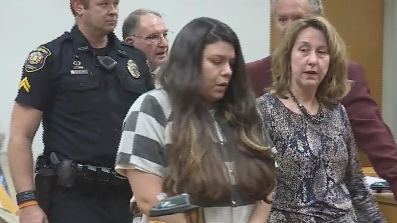 Mom pleads to leaving 2 kids in the bathtub