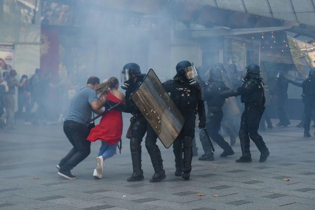FRANCE-POLITICS-SOCIAL 