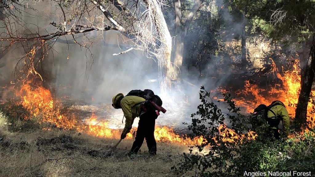 Lake fire in Angeles National Forest grows to 10
