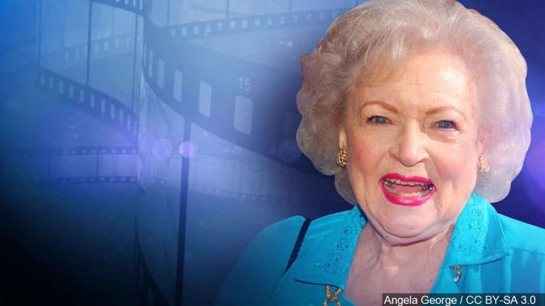 Angela George / CC BY-SA 3.0 Betty White