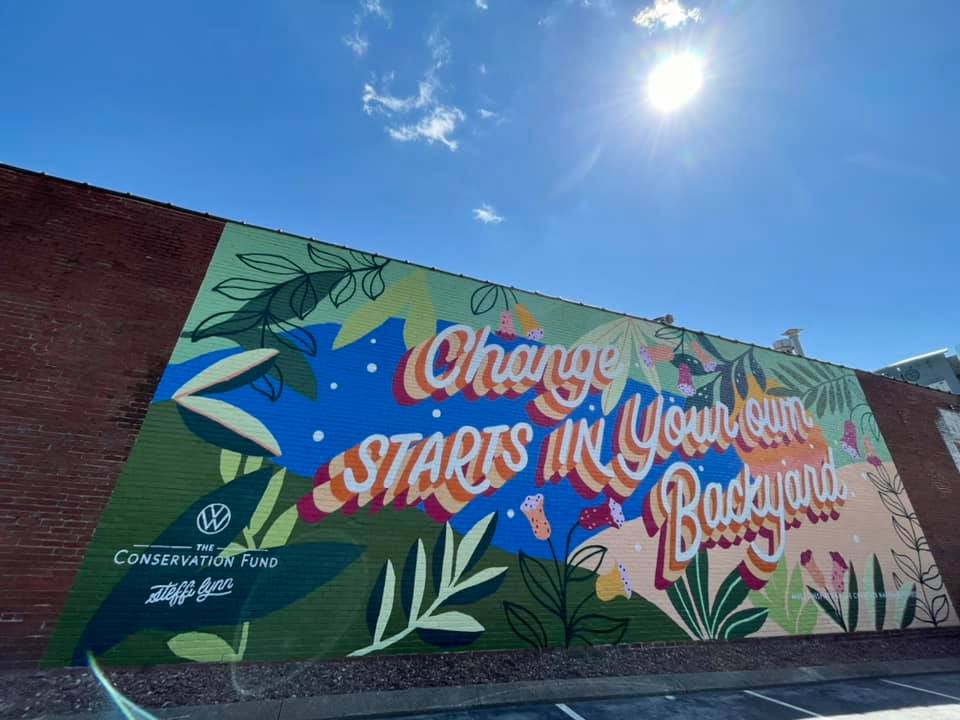 Mural located on Broad & Aquarium St.