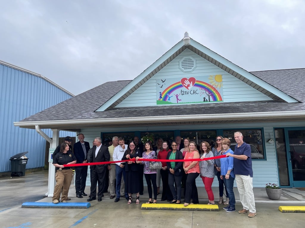 Children's Advocacy Center Ribbon Cutting in Jasper