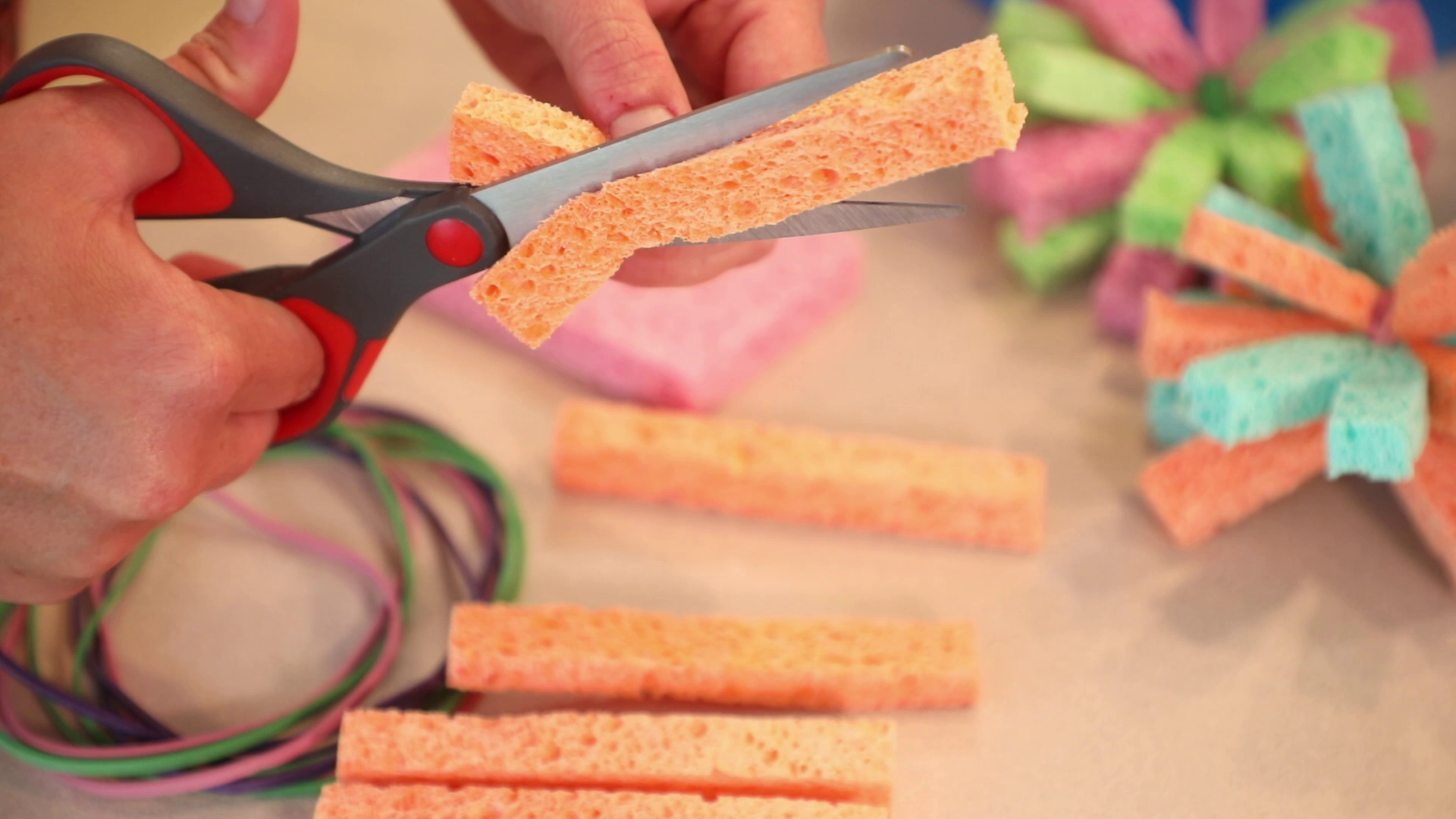 Mom To Mom - Sponge Water Bombs