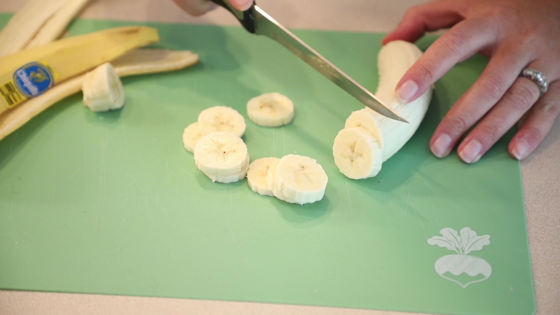 Mom to Mom - Mini Banana Cream Pie