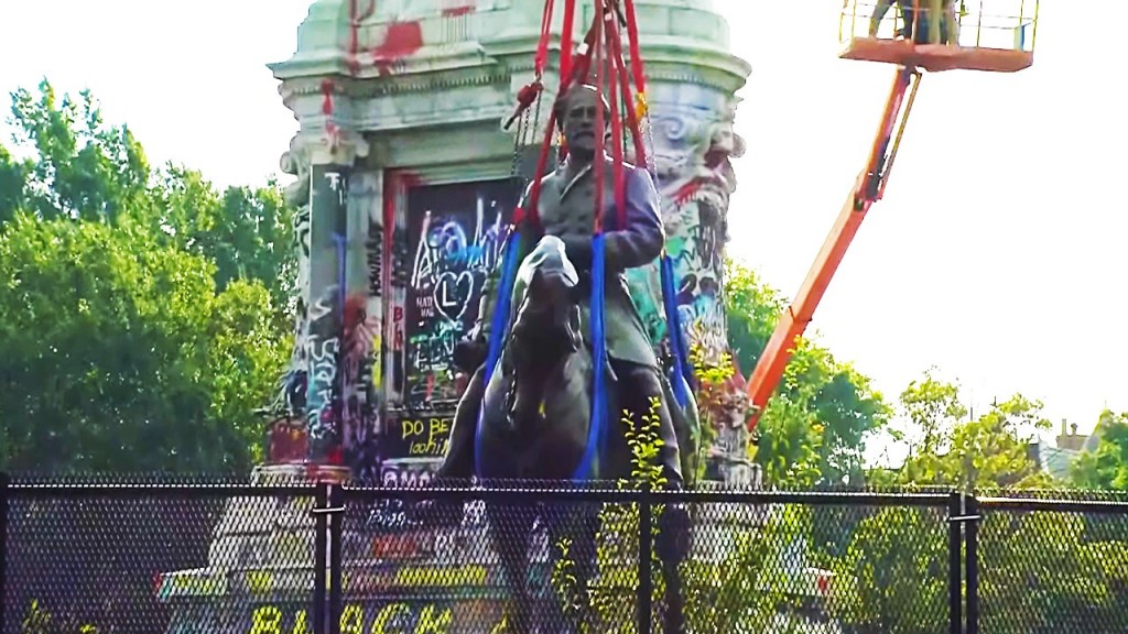 Confederate general Robert E. Lee Monument Removed in Richmond, Virginia, Photo Date: 9/8/2021
