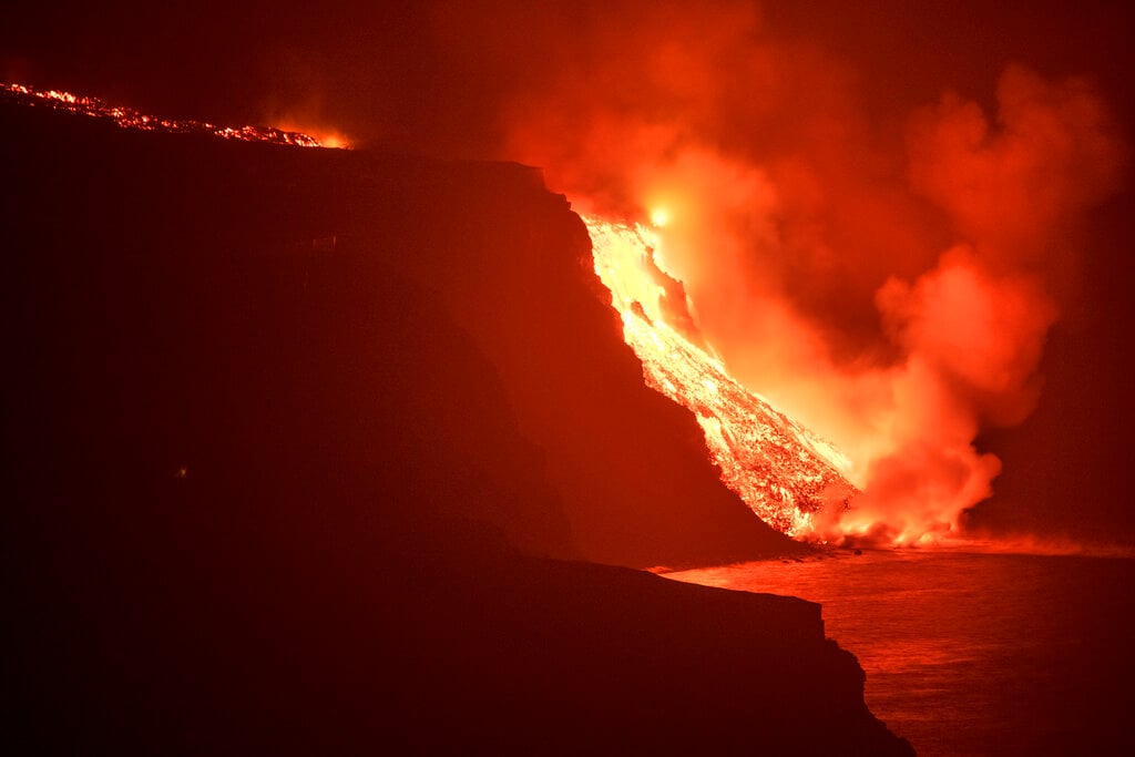 Aptopix Spain Volcano