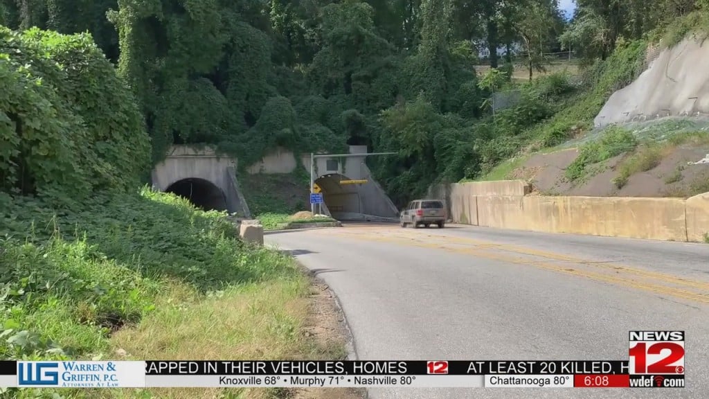 East Ridge Tunnel Reopened After Truck Got Stuck